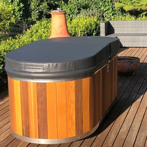 Insulated hard and lockable cover for Standard Bath