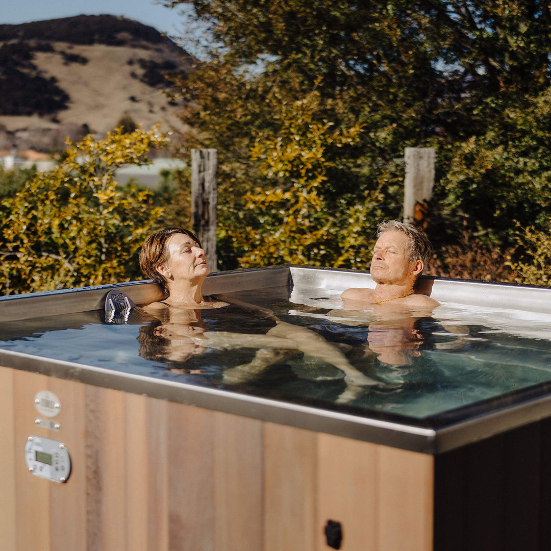 Electric Square Spa - 2m (8 Jets)