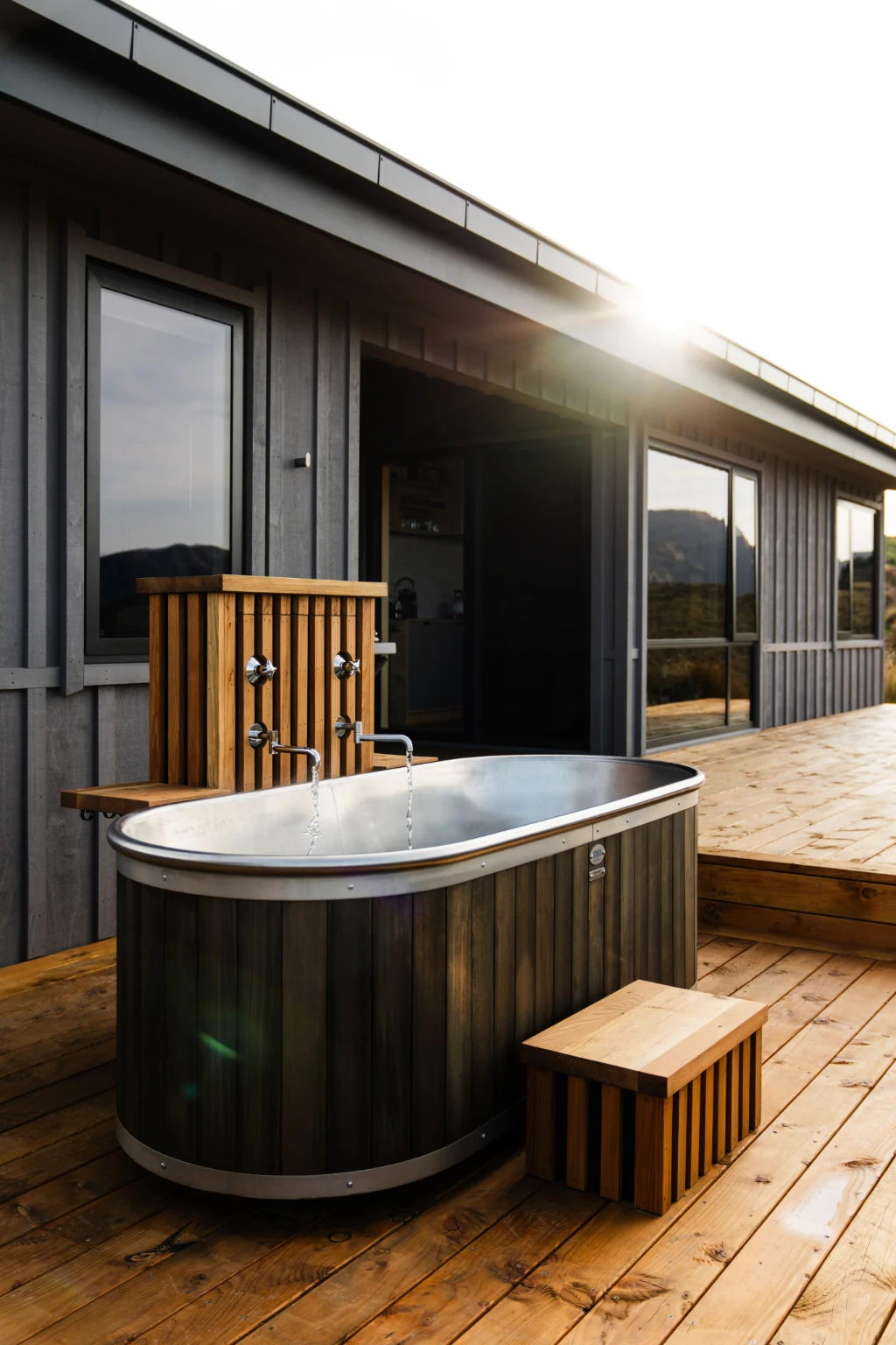 A Stoked bath at a commercial retreat